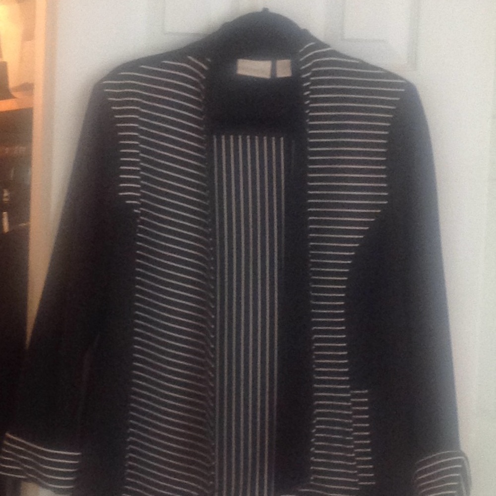 Black and white stripped blazer